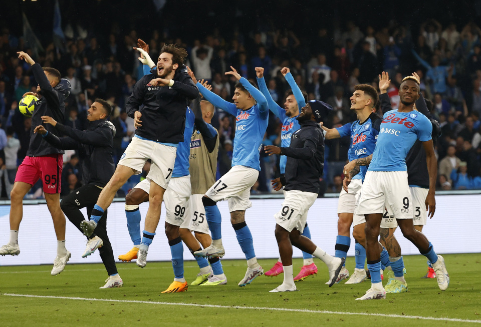 与弱侧切入 与弱侧切入