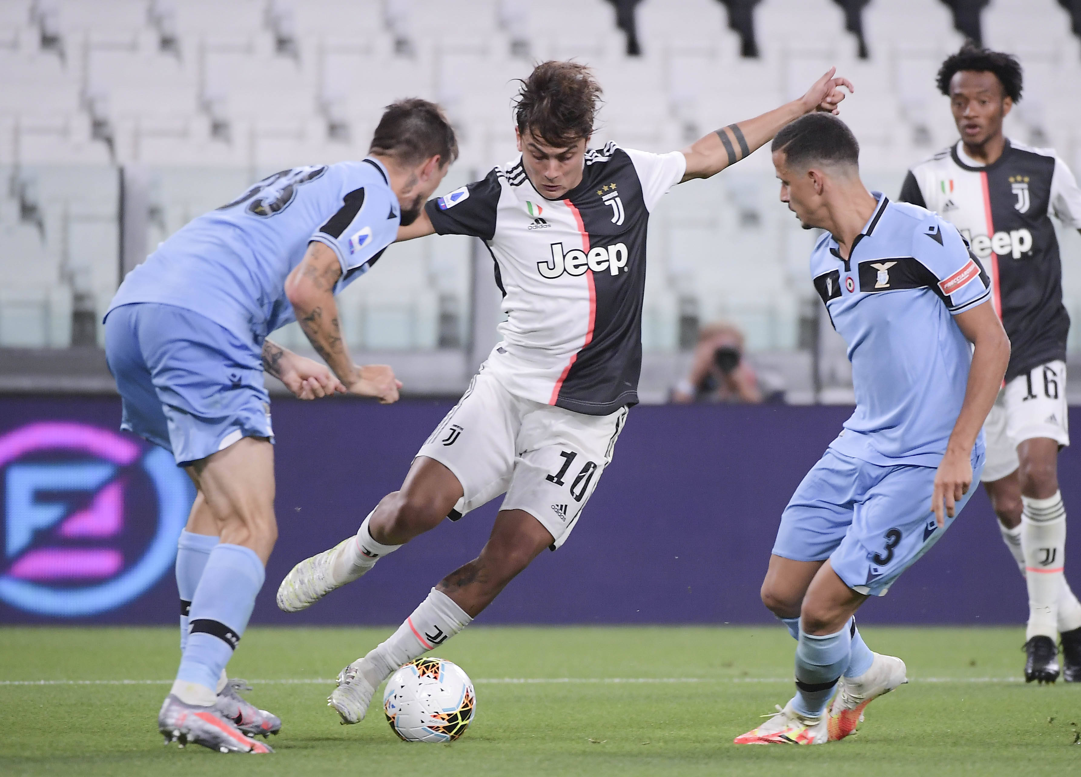 這種側翼 這種側翼